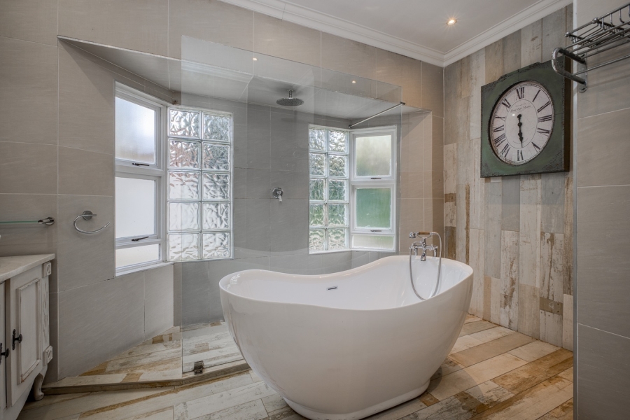 4 Bedroom Property for Sale in Dainfern Golf Estate Gauteng
