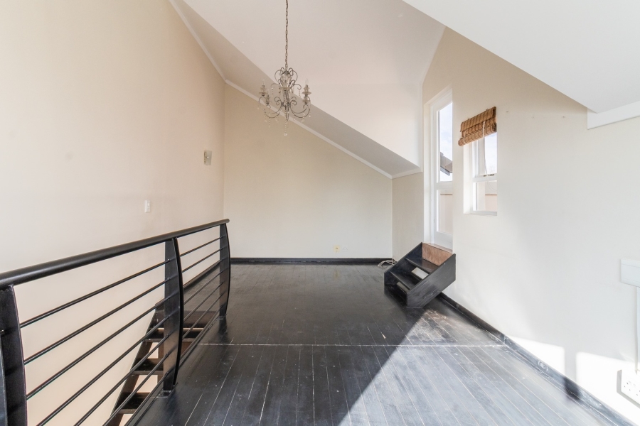1 Bedroom Property for Sale in Lonehill Gauteng