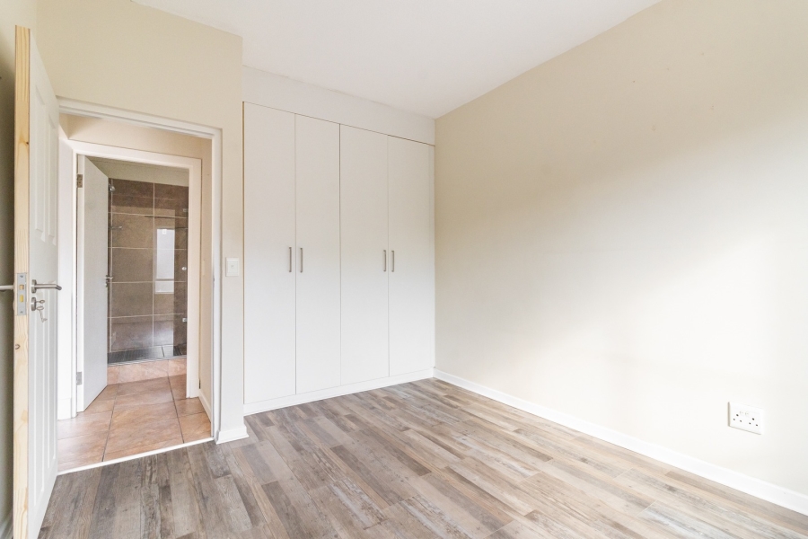 1 Bedroom Property for Sale in Lonehill Gauteng