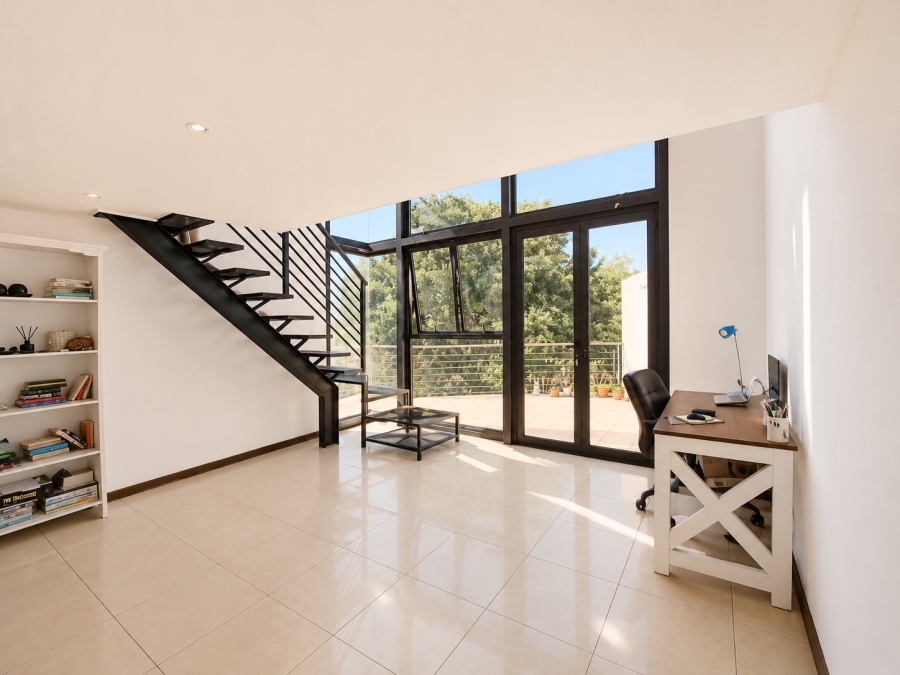 1 Bedroom Property for Sale in Rooihuiskraal North Gauteng