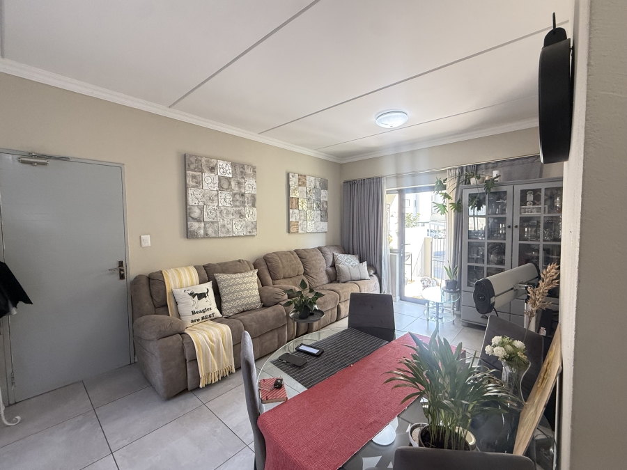 2 Bedroom Property for Sale in Broadacres Gauteng