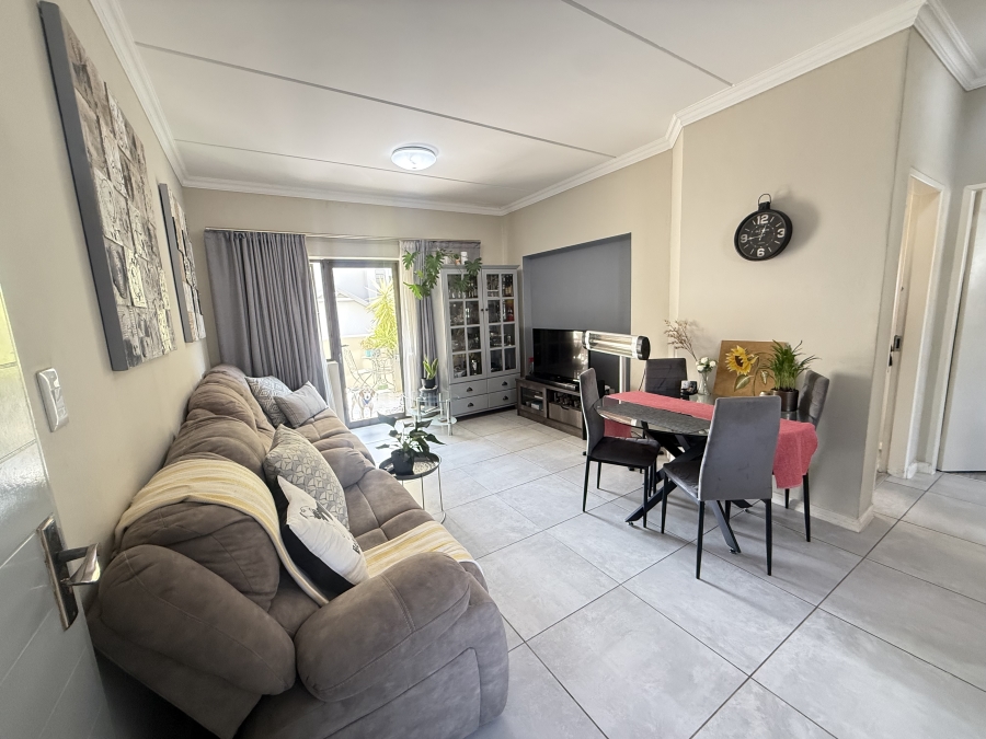 2 Bedroom Property for Sale in Broadacres Gauteng