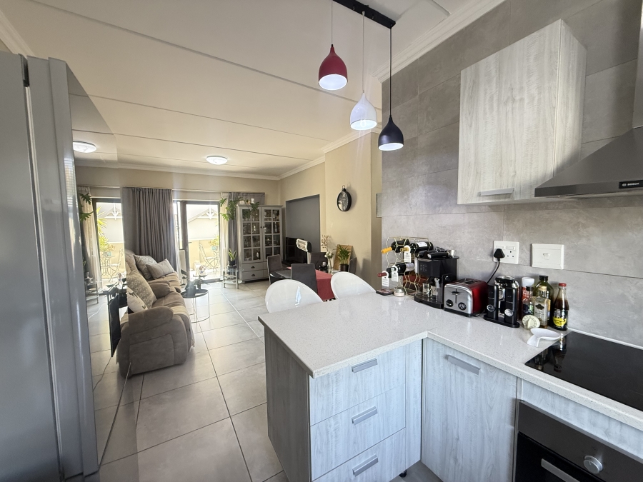 2 Bedroom Property for Sale in Broadacres Gauteng