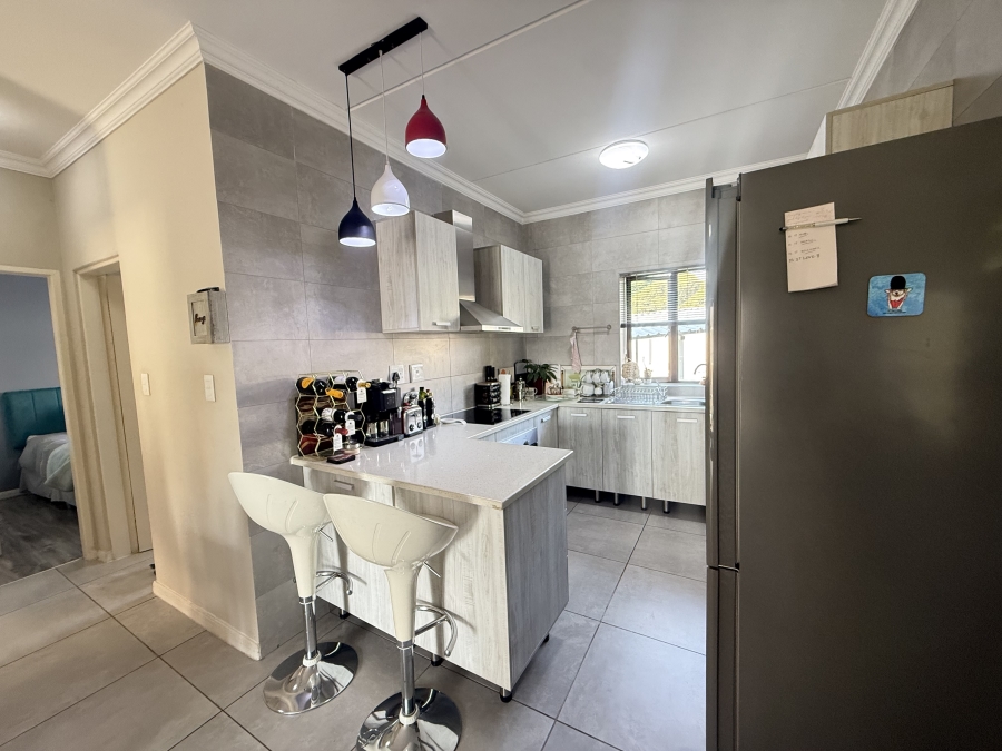 2 Bedroom Property for Sale in Broadacres Gauteng