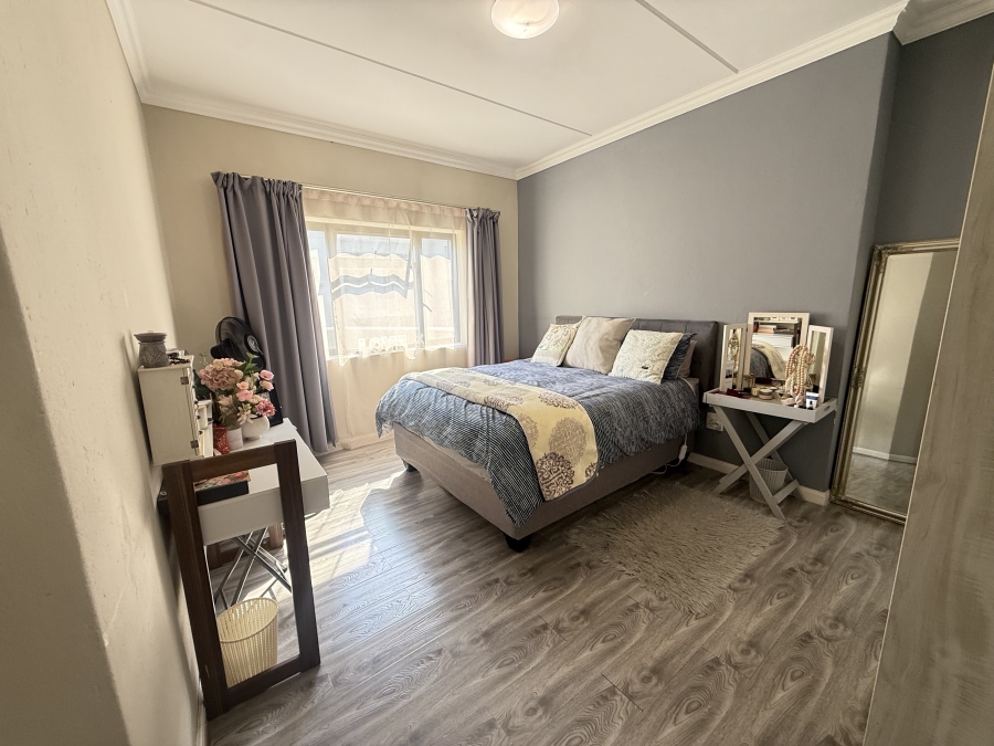 2 Bedroom Property for Sale in Broadacres Gauteng
