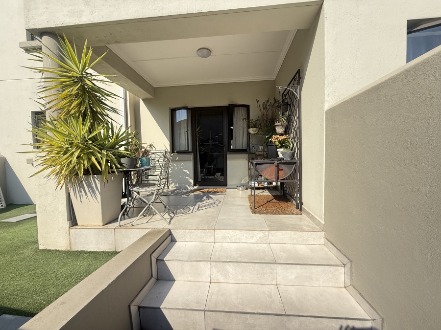 2 Bedroom Property for Sale in Broadacres Gauteng