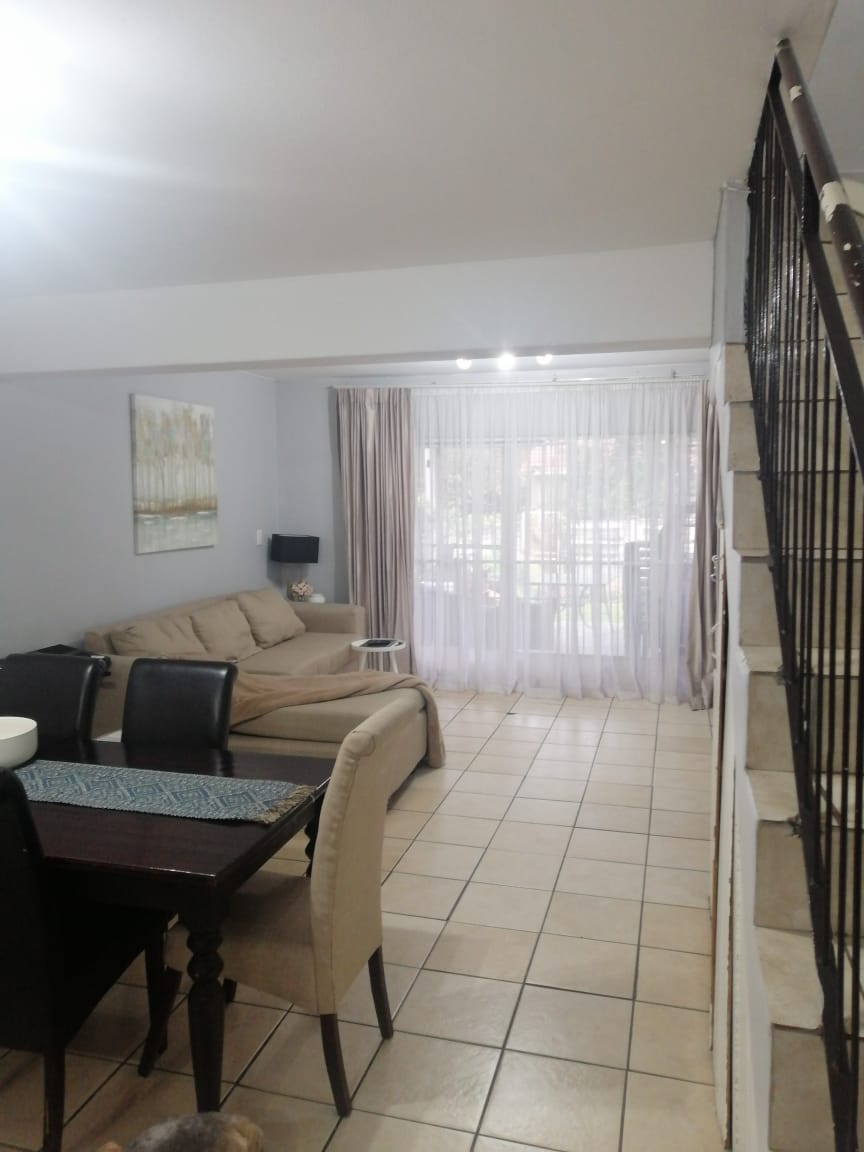 2 Bedroom Property for Sale in Windsor East Gauteng