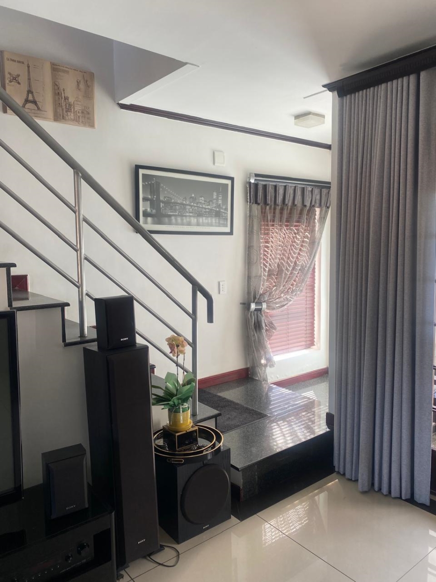 3 Bedroom Property for Sale in Carlswald Gauteng