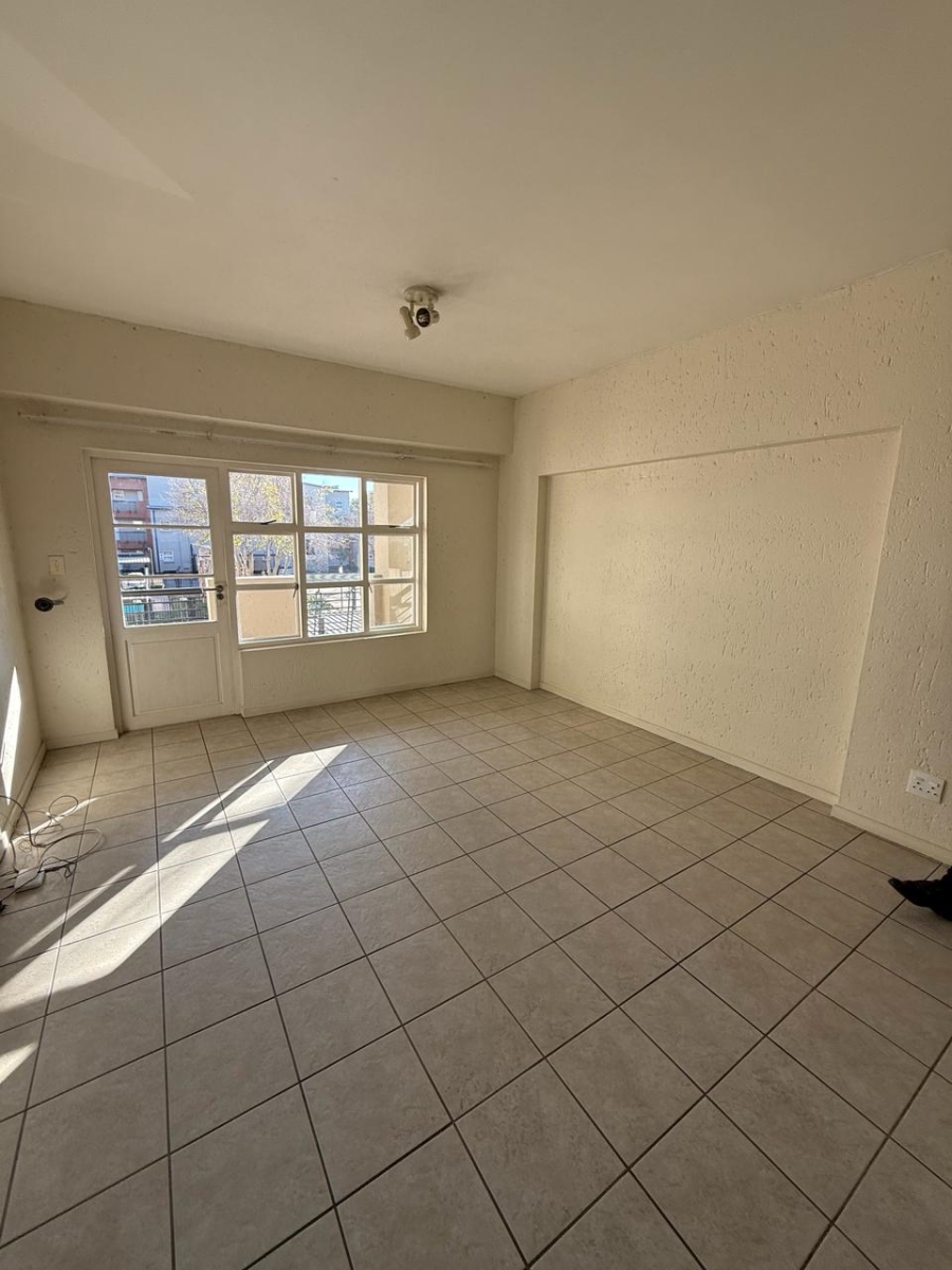 To Let 2 Bedroom Property for Rent in Pineslopes Gauteng