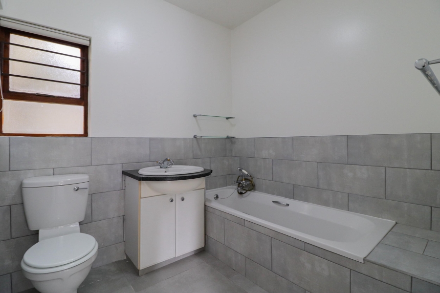 To Let 2 Bedroom Property for Rent in Morningside Gauteng