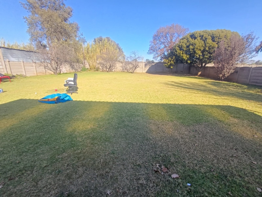 3 Bedroom Property for Sale in Vanderbijlpark Cw 6 Gauteng