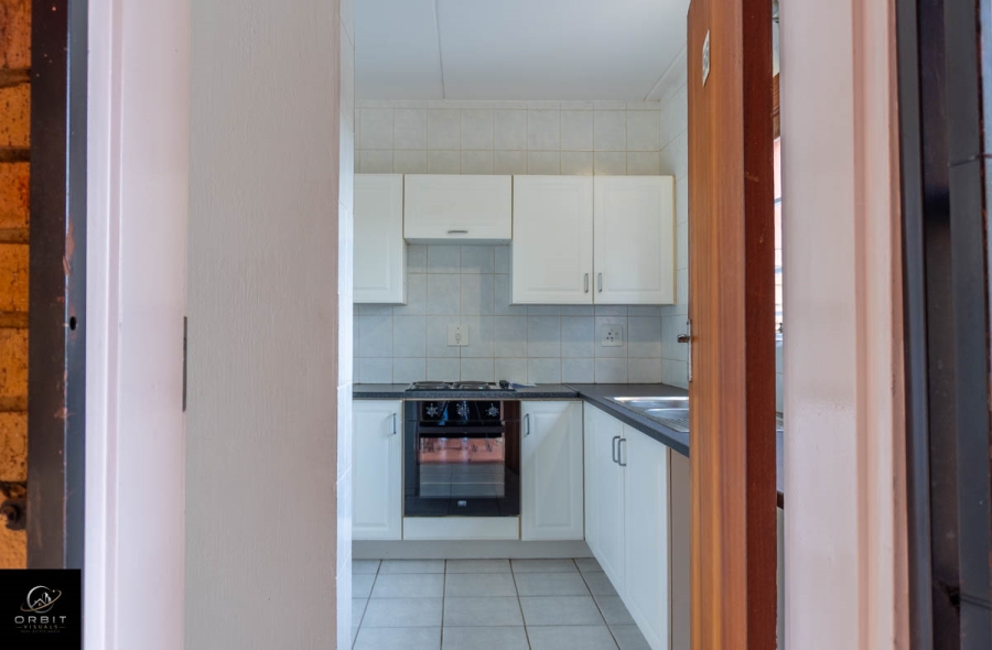 2 Bedroom Property for Sale in Elardus Park Gauteng