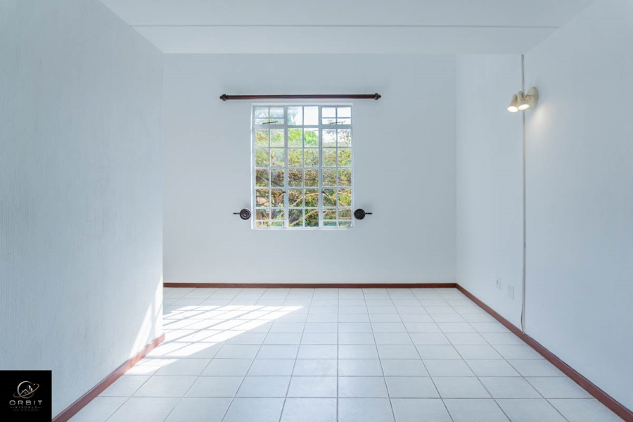 2 Bedroom Property for Sale in Elardus Park Gauteng