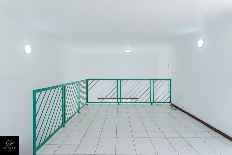 2 Bedroom Property for Sale in Elardus Park Gauteng