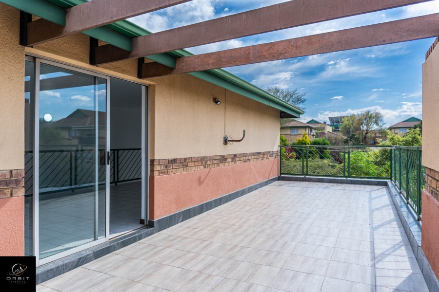 2 Bedroom Property for Sale in Elardus Park Gauteng