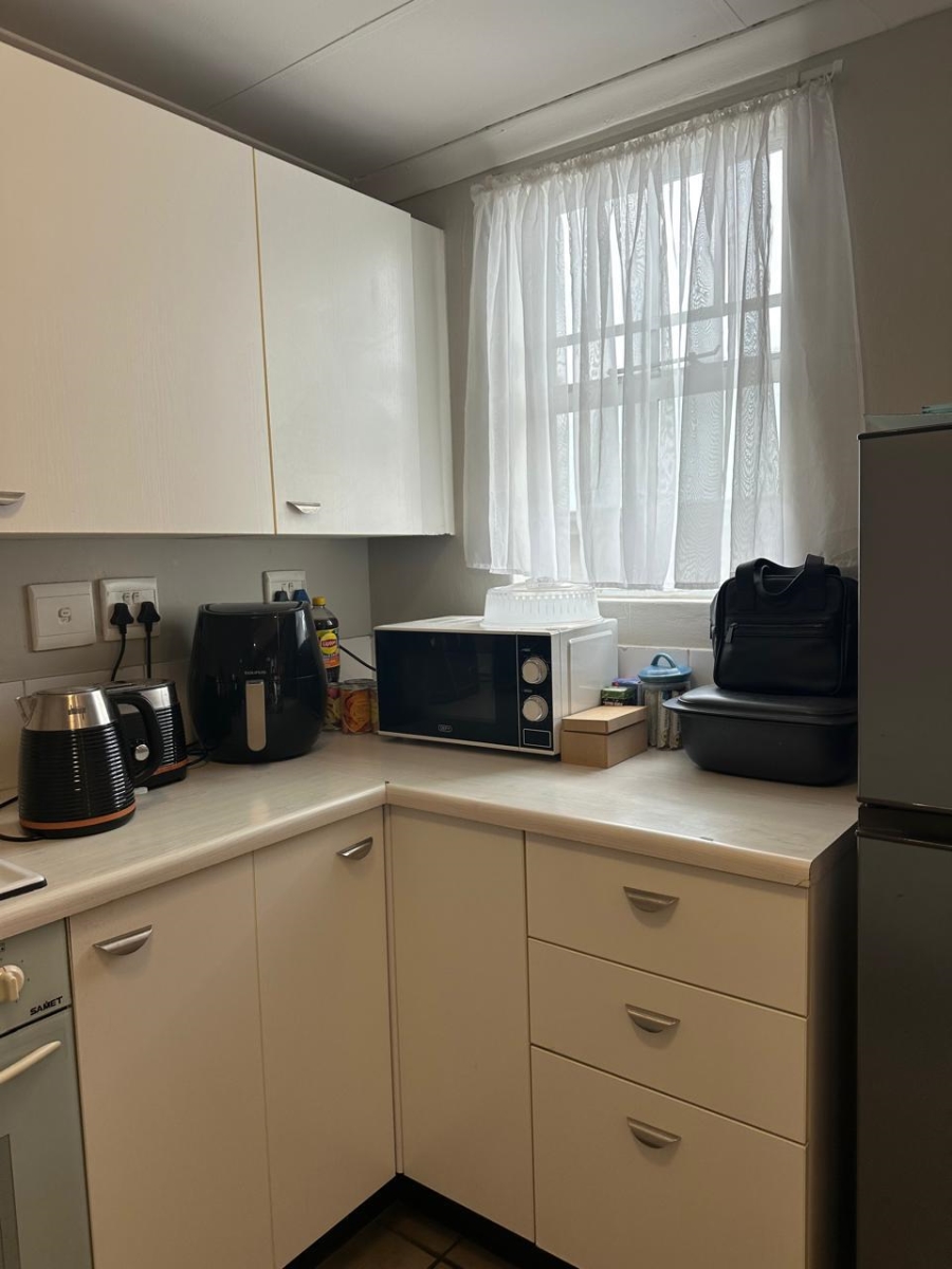 1 Bedroom Property for Sale in Houghton Estate Gauteng