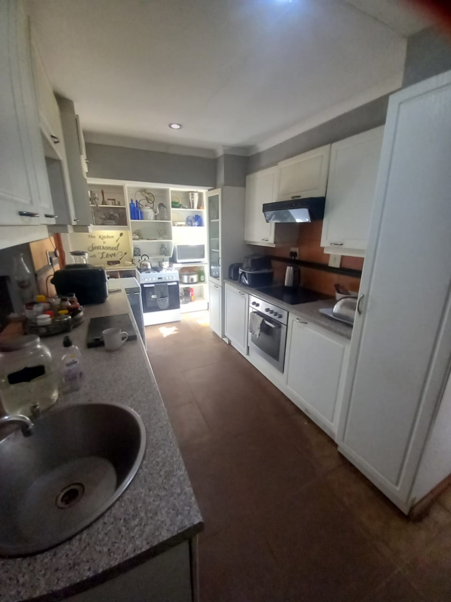 To Let 3 Bedroom Property for Rent in Menlo Park Gauteng