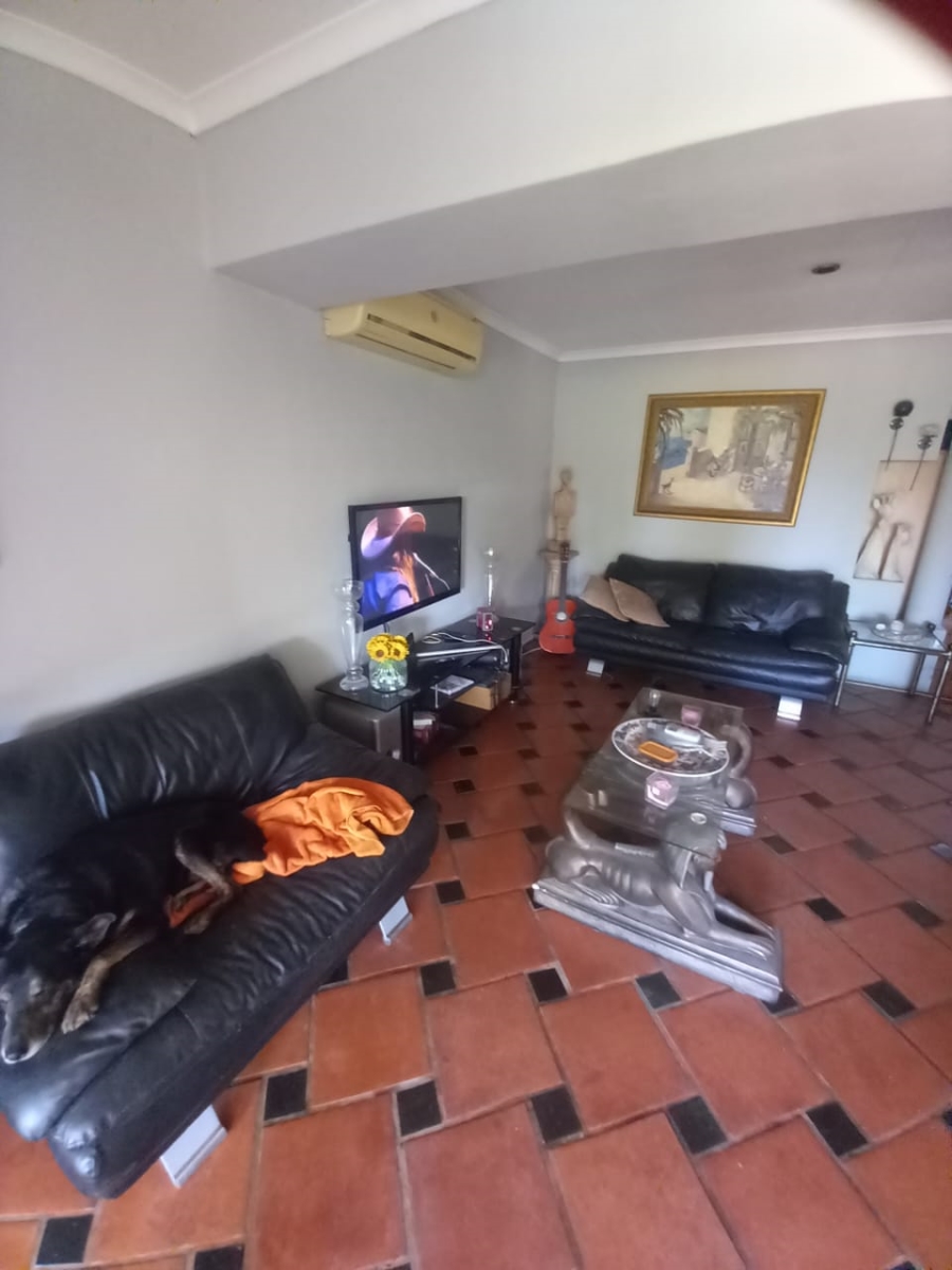 To Let 3 Bedroom Property for Rent in Menlo Park Gauteng