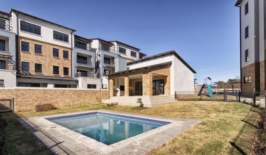 To Let 2 Bedroom Property for Rent in Barbeque Downs Gauteng