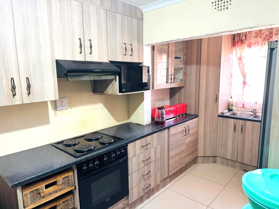3 Bedroom Property for Sale in Protea Glen Gauteng