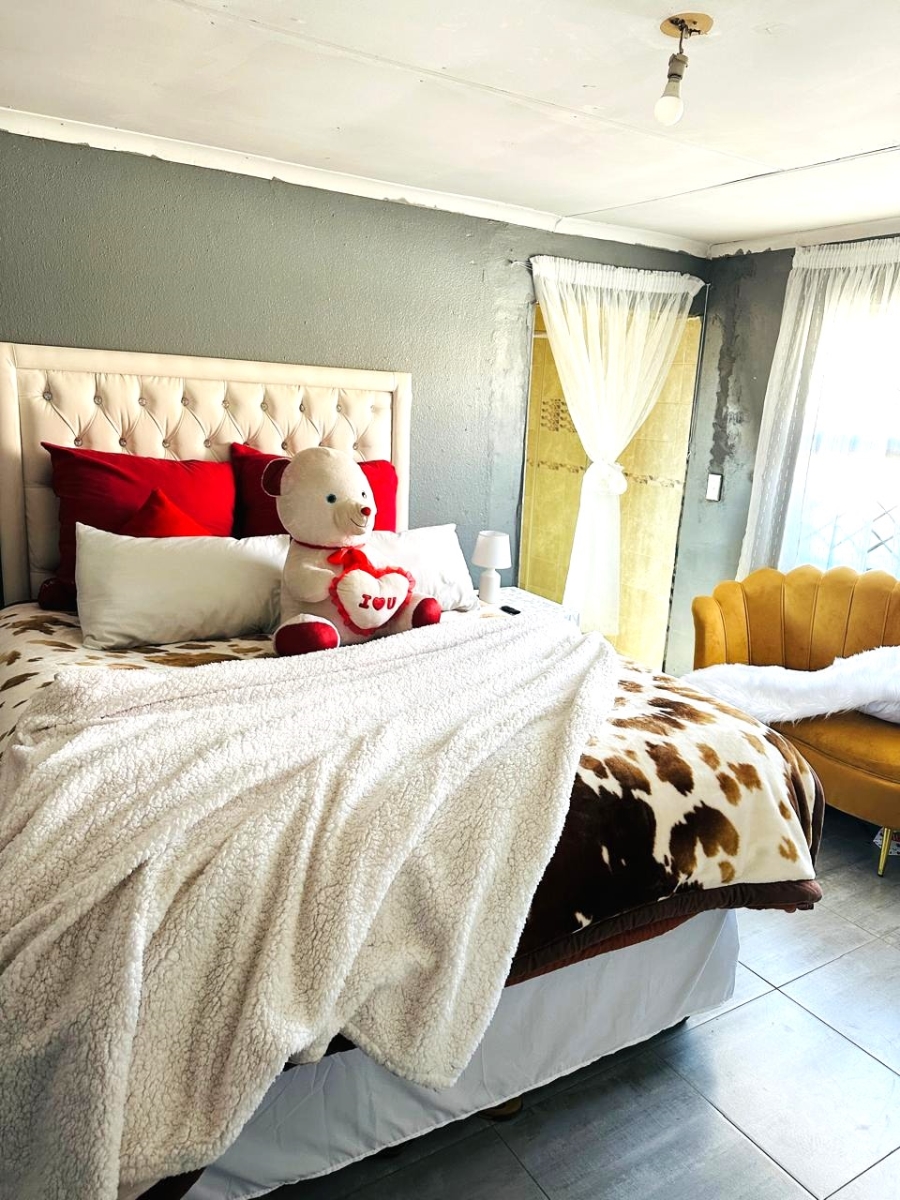 3 Bedroom Property for Sale in Protea Glen Gauteng