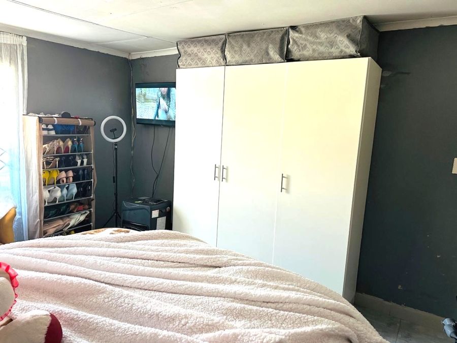 3 Bedroom Property for Sale in Protea Glen Gauteng