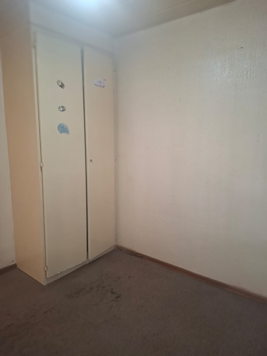2 Bedroom Property for Sale in Horison Gauteng