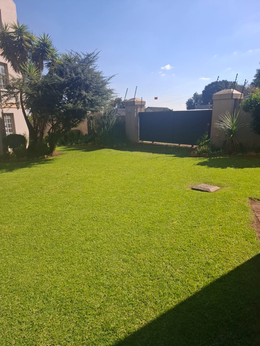 2 Bedroom Property for Sale in Horison Gauteng