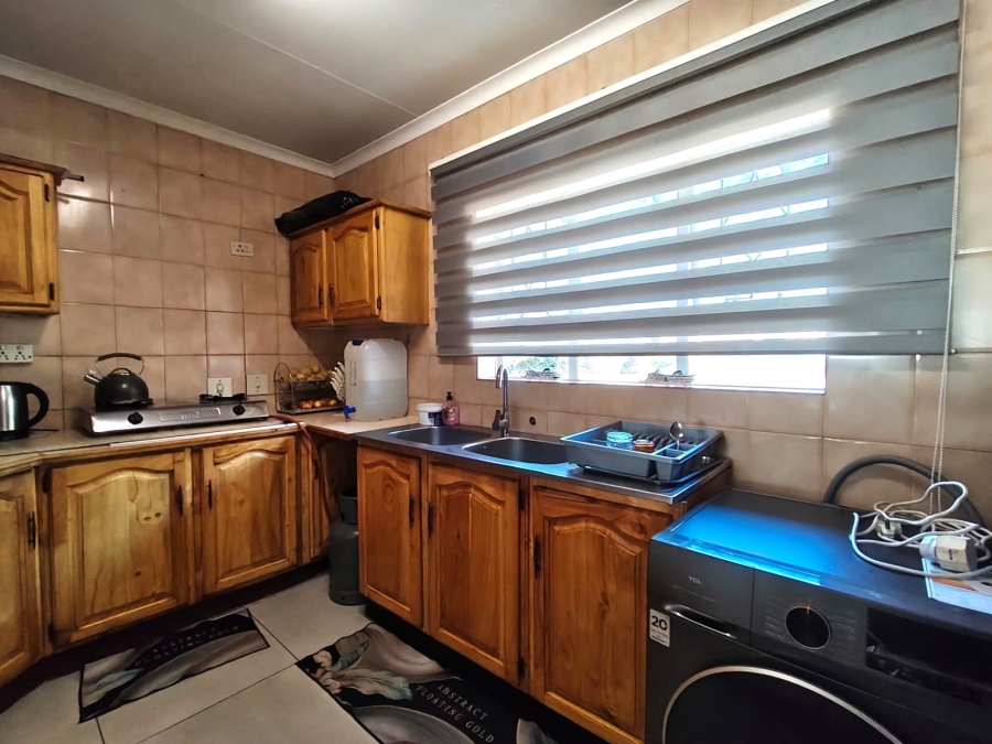 3 Bedroom Property for Sale in New Redruth Gauteng