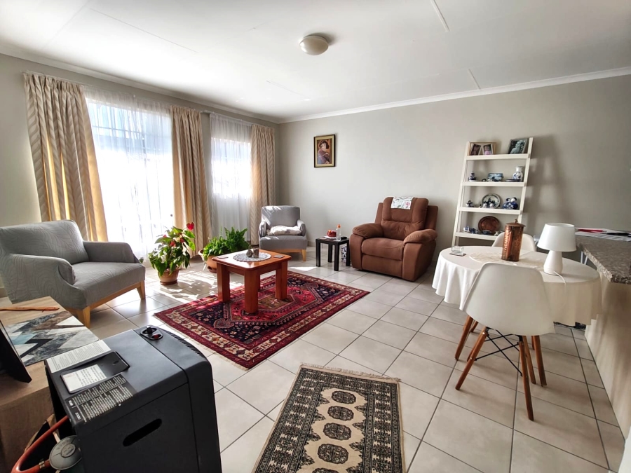 2 Bedroom Property for Sale in Verwoerdpark Gauteng