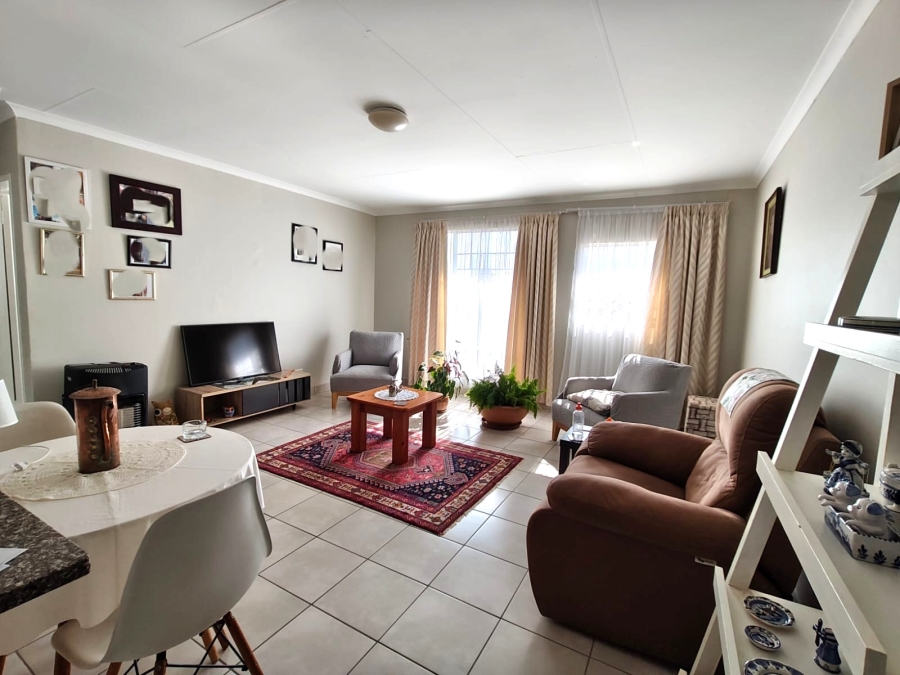 2 Bedroom Property for Sale in Verwoerdpark Gauteng