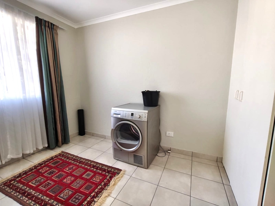 2 Bedroom Property for Sale in Verwoerdpark Gauteng