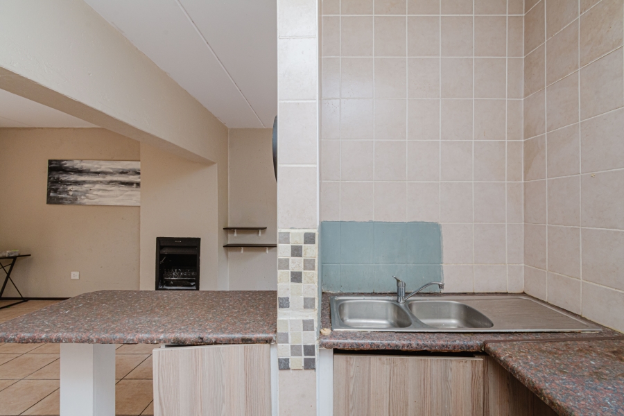 2 Bedroom Property for Sale in Northgate Gauteng