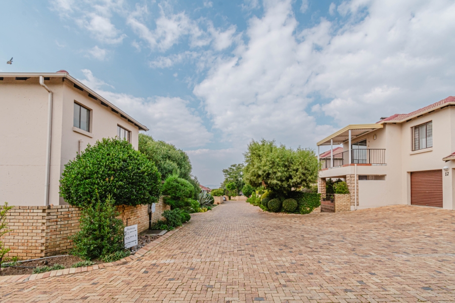 2 Bedroom Property for Sale in Northgate Gauteng