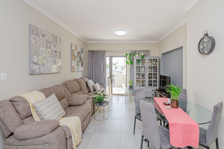 2 Bedroom Property for Sale in Broadacres Gauteng