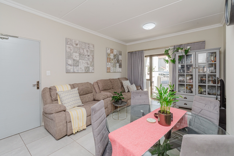 2 Bedroom Property for Sale in Broadacres Gauteng