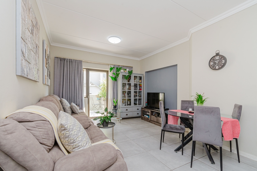 2 Bedroom Property for Sale in Broadacres Gauteng