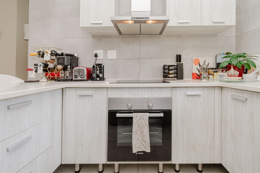 2 Bedroom Property for Sale in Broadacres Gauteng