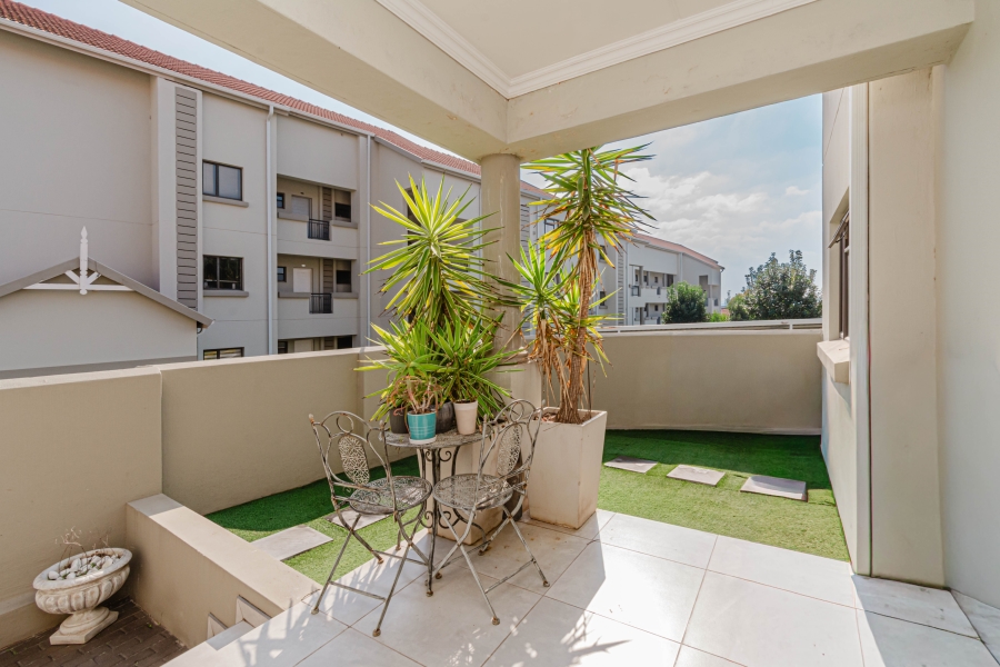 2 Bedroom Property for Sale in Broadacres Gauteng