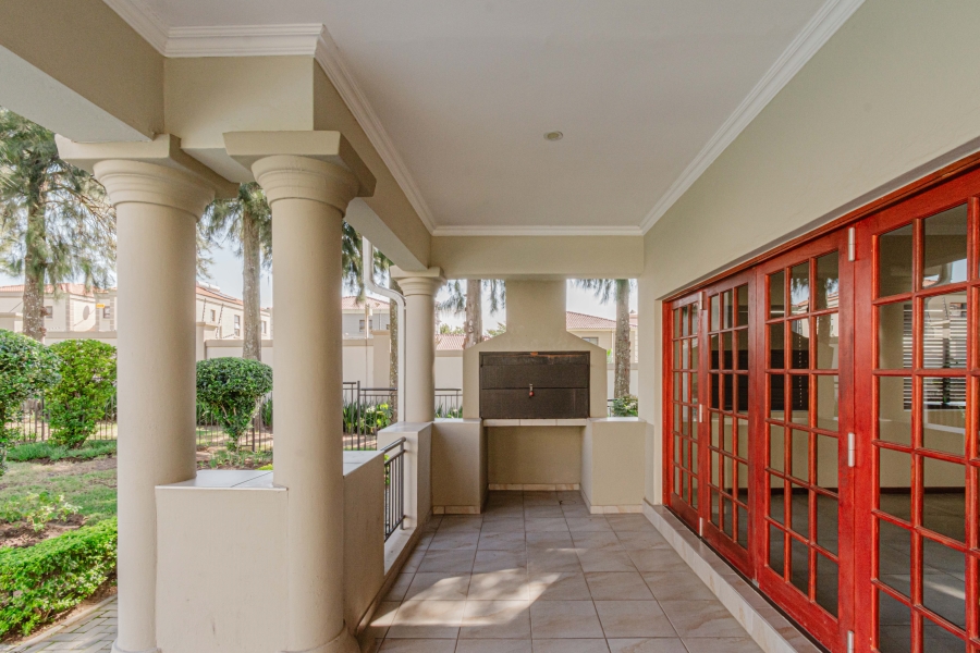 2 Bedroom Property for Sale in Broadacres Gauteng