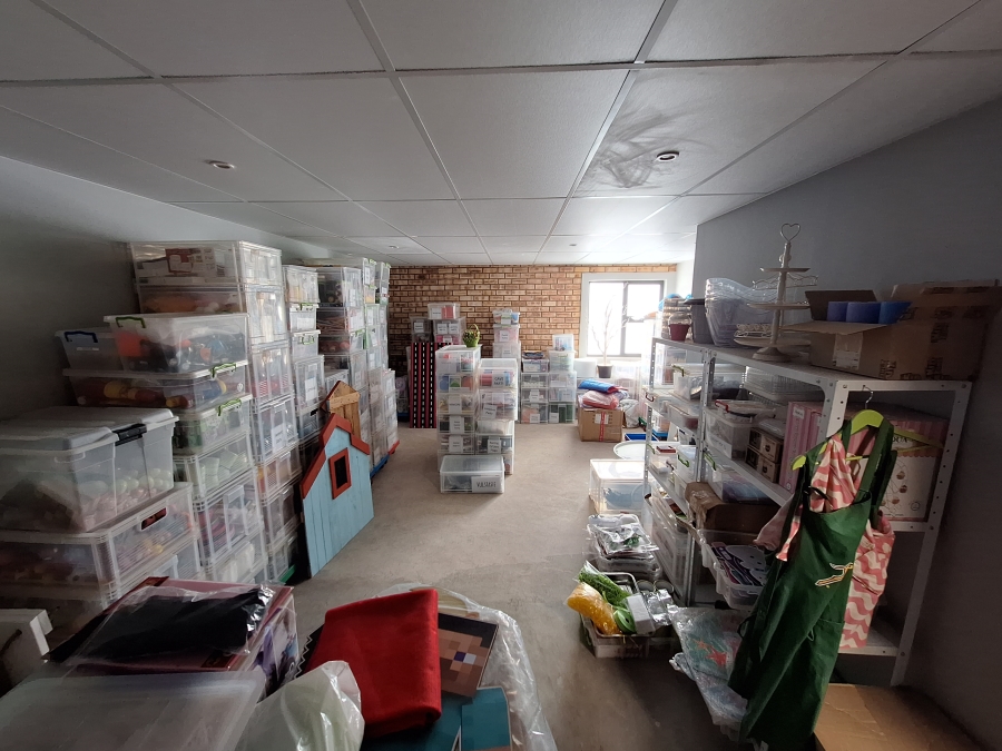 To Let Commercial Property for Rent in Princess A H Gauteng