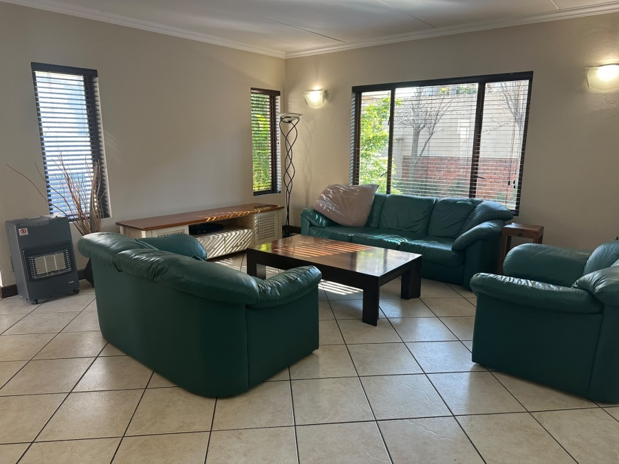 3 Bedroom Property for Sale in Glenvista Gauteng