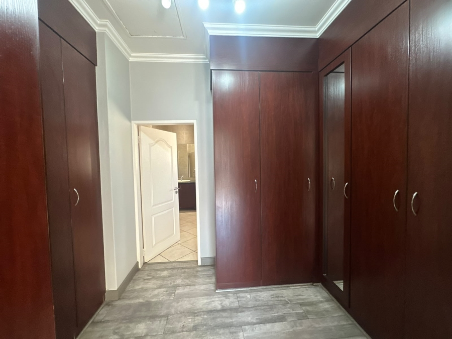 3 Bedroom Property for Sale in Glenvista Gauteng