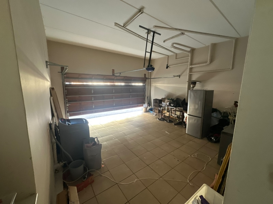 3 Bedroom Property for Sale in Glenvista Gauteng