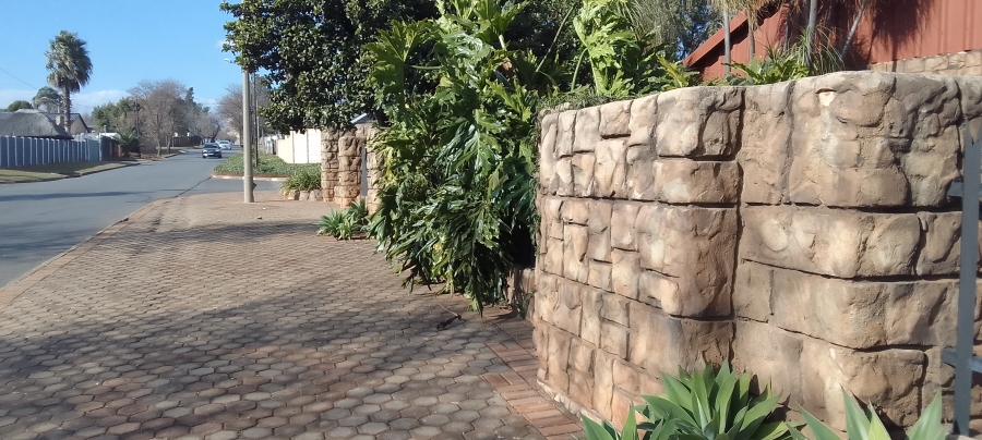 3 Bedroom Property for Sale in Greenhills Gauteng