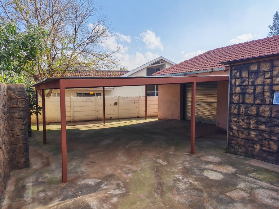 3 Bedroom Property for Sale in Greenhills Gauteng