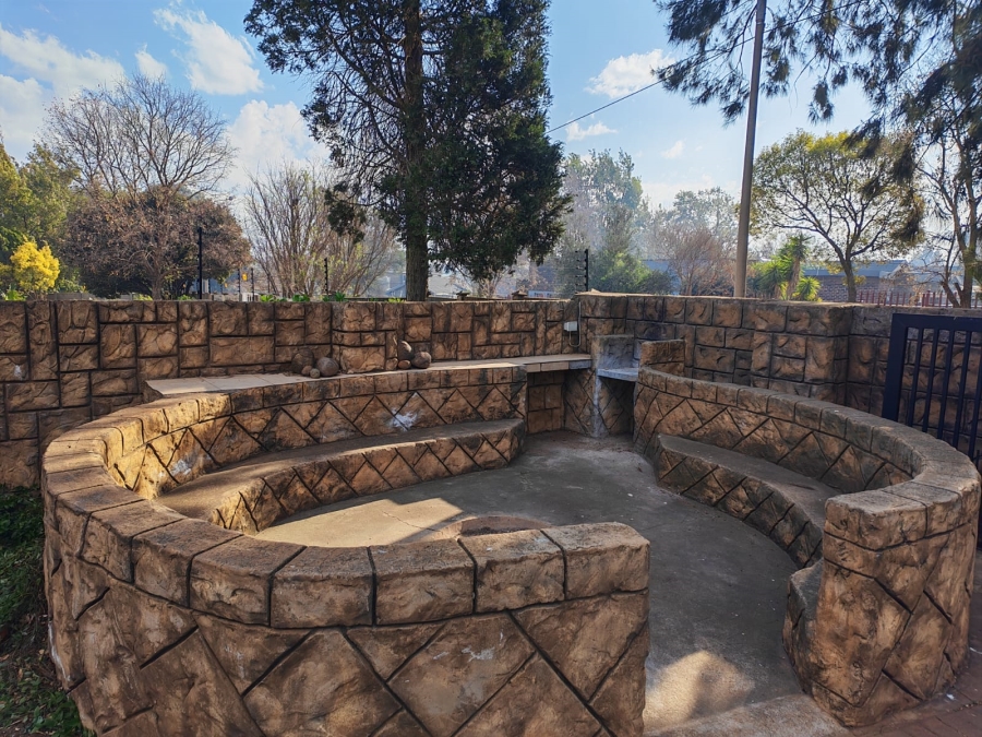 3 Bedroom Property for Sale in Greenhills Gauteng
