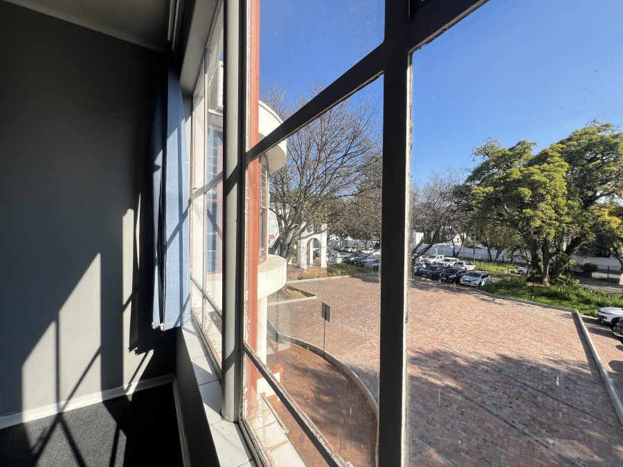 To Let Commercial Property for Rent in Parktown Gauteng