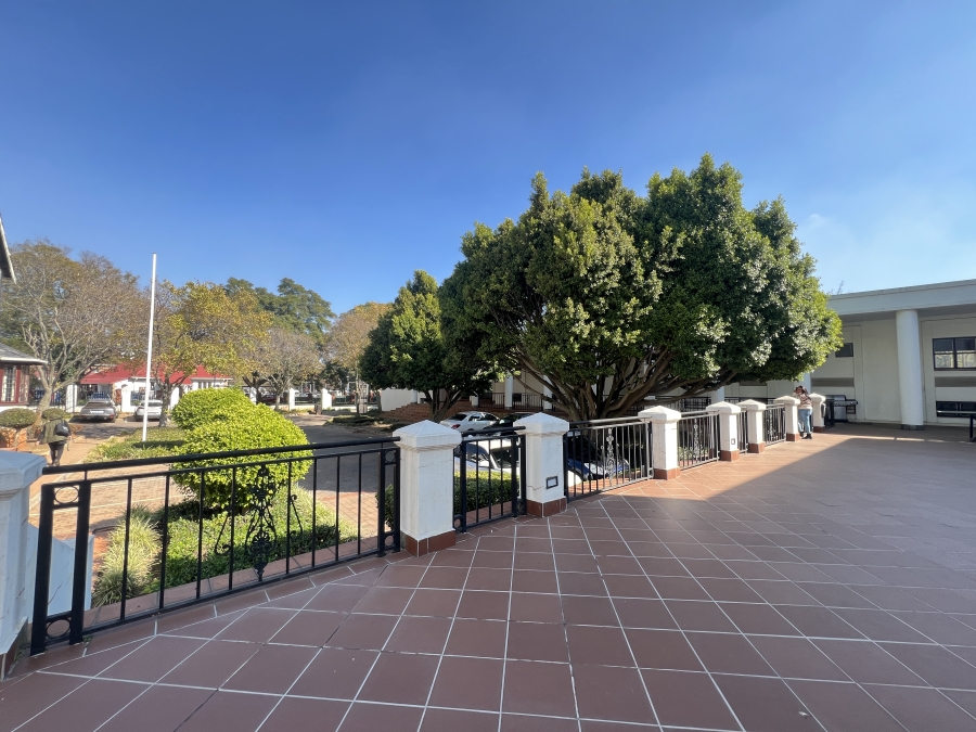 To Let Commercial Property for Rent in Parktown Gauteng