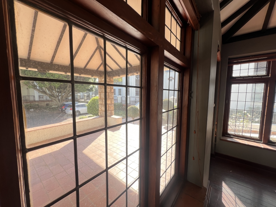 To Let Commercial Property for Rent in Parktown Gauteng